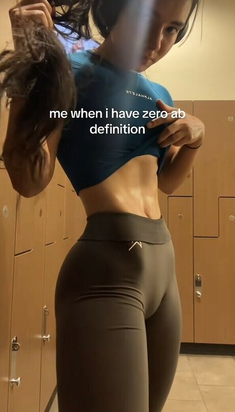 かわいいブロンドのオンリーファンズ ポルノ 写真