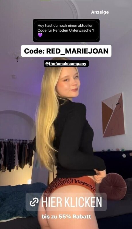 ブロンドのお尻オンリーファンズ ポルノ 画像