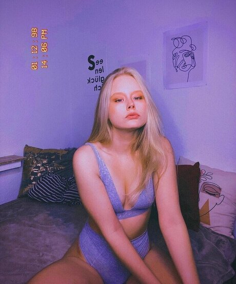 赤毛の痩せたオンリーファンズ セクシー裸 ギャラリー