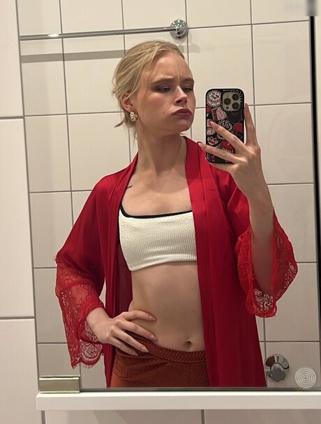 黒檀ペッギングオンリーファンズ パーフェクト 画像