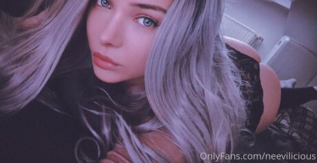 ブロンドのお尻オンリーファンズ セクシーヌード 写真