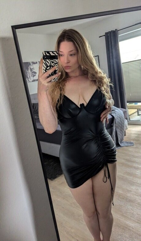 neeviliciouz 最高のモデル 写真