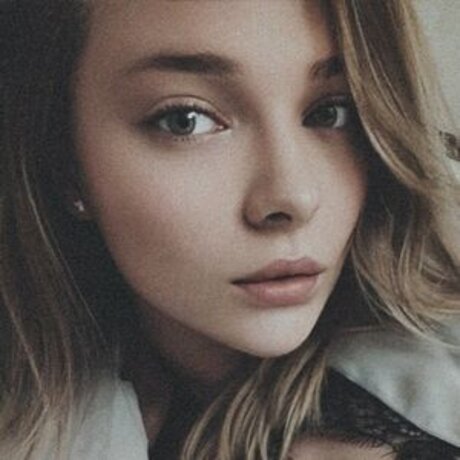 asmr 足 オンリーファンズ アートヌード 写真