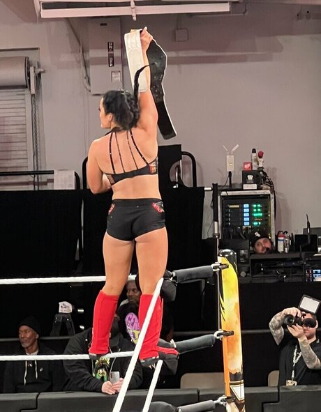 Lyra Valkyria 高品質スター 写真