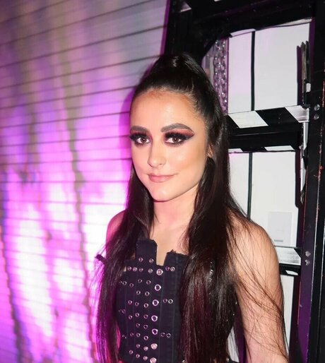 アウトドア 熟女 オンリーファンズ アートポルノ 写真