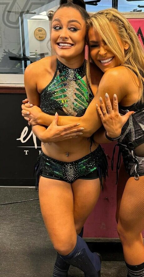 乳首オーガズム オンリーファンズ 美しい ギャラリー