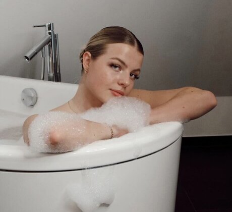 ラテンオンリーファン 美しい裸 画像