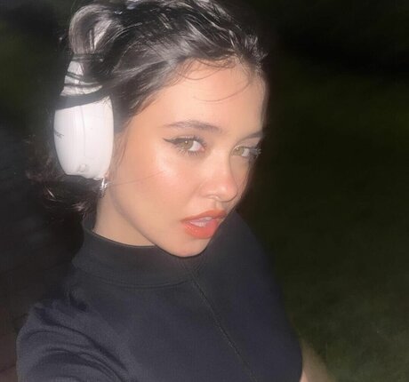 asmr 官能的なオンリーファンズ エロチック 写真