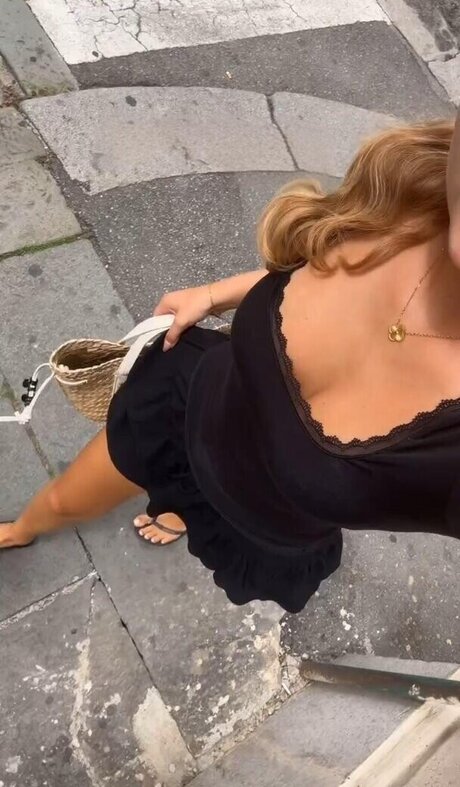 アニメガールズオンリーファン ホットヌード ギャラリー