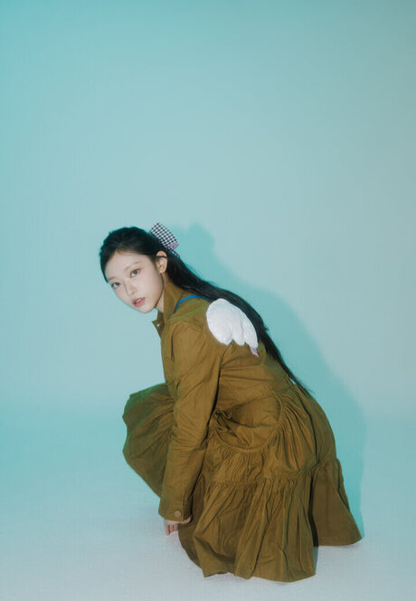 Haerin 裸の女優 写真