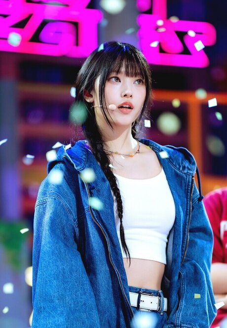 最もホットなティーンオンリーファン 無料セックス アーカイブ