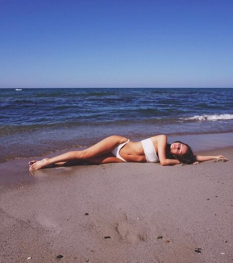 Celina Schacht セックスポルノスター 写真