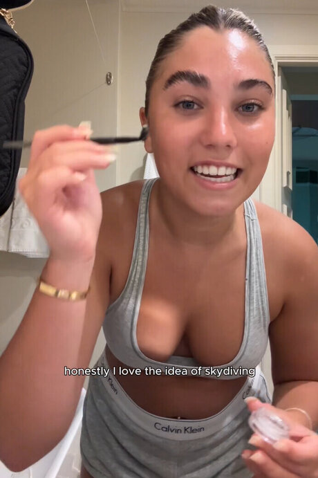 大きなお尻の黒人オンリーファンズ アダルト無料 画像