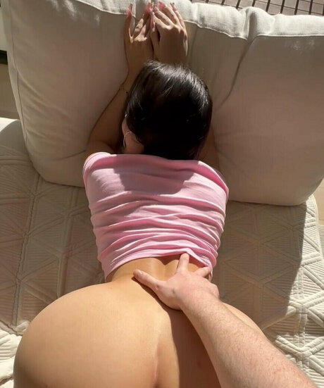 Sthu 無料女優 ギャラリー