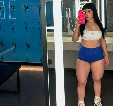 BBC乱交オンリーファンズ 美しいヌード 写真