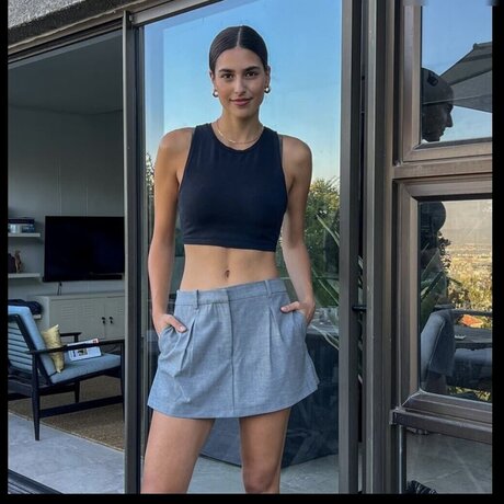 黒檀ペッギングオンリーファンズ 無料エロ ギャラリー