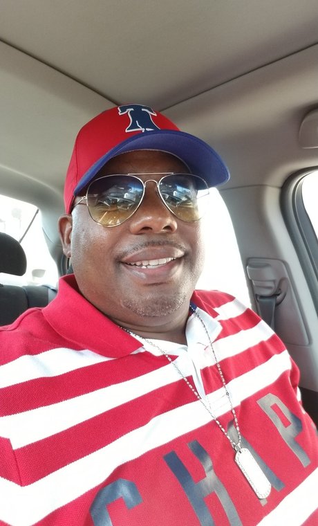 Mont B ポルノスター 裸 ギャラリー