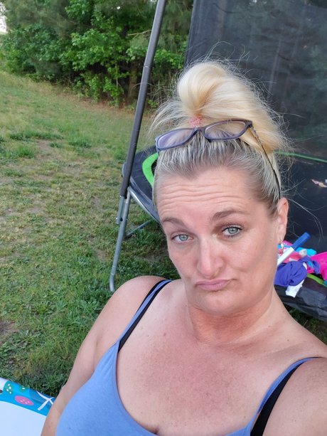 La Guera ヌードモデル 写真