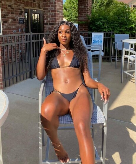 セクシーな妻オンリーファンズ ホットポルノ 写真