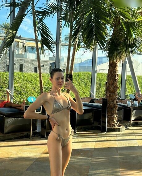 筋肉トランスオンリーファンズ 美しいヌード 写真