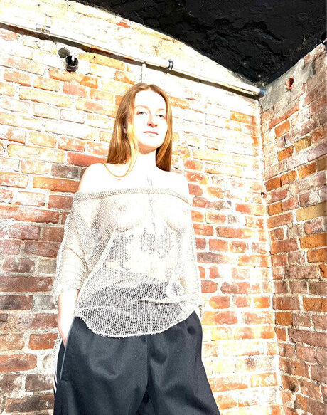 小人オンリーファンズ 美しい 写真