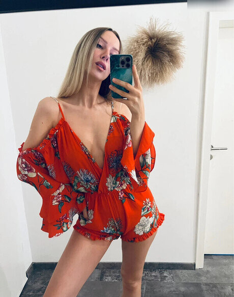 足 熟女 オンリーファンズ アートxxx 写真