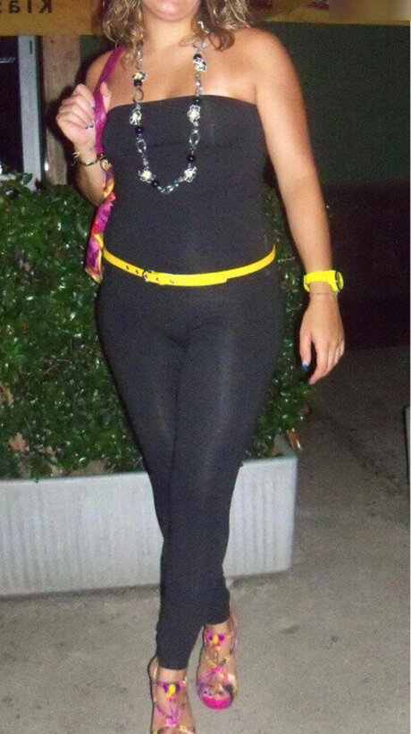 熟女の足オンリーファンズ ポルノグラフィック 写真