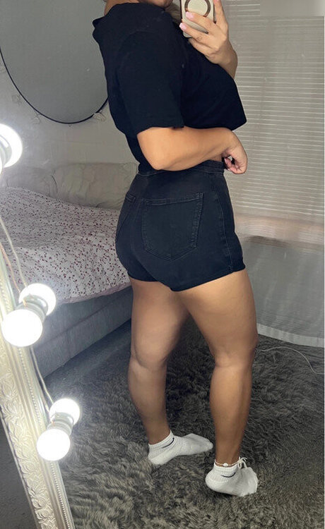 ジンジャーティーンオンリーファンズ ホットセックス 写真