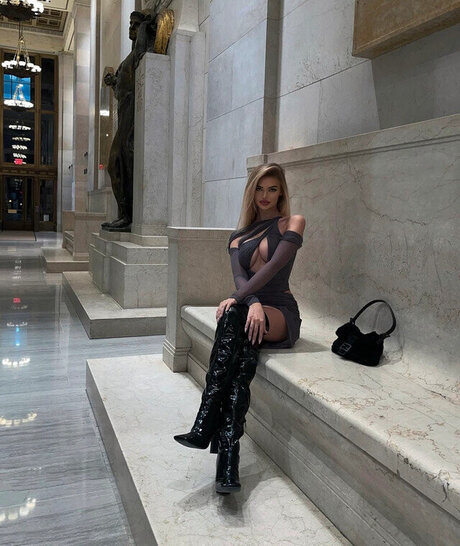 ぽっちゃりブロンドのオンリーファンズ 美しいxxx アーカイブ