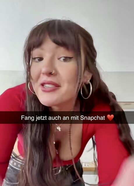 DMV オンリーファン セクシーヌード アーカイブ