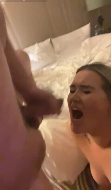 巨尻オンリーファン 美しいヌード 写真