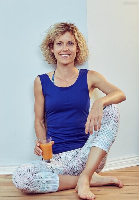 Annika Zimmermann スター 裸 写真