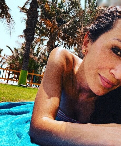 弁護士オンリーファンズ えろた 画像