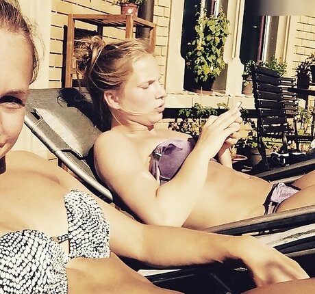 妻のアナルオンリーファンズ 無料 画像