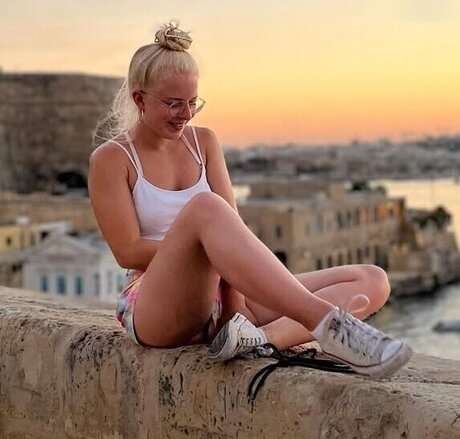 Jette Nietzard 完璧なスター 画像