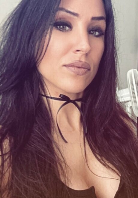 Ashley Giorgio ポルノスター HD 写真