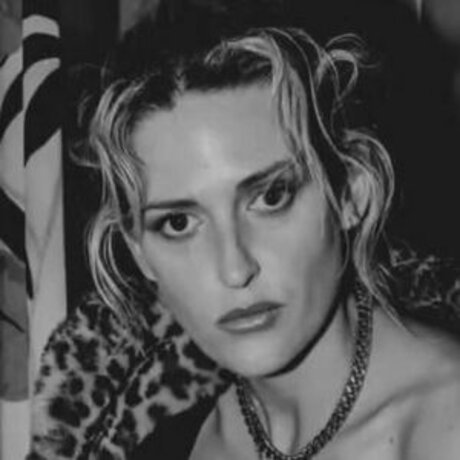 Emily Armstrong ヌード女優 アーカイブ