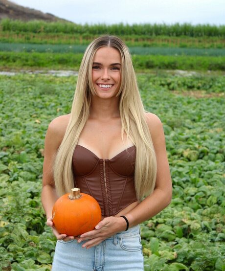 Karyn Best セックス女優 写真