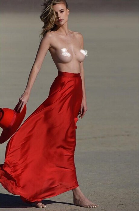 Emily Bishop ポルノスター 画像