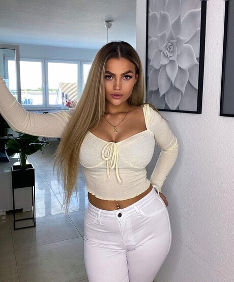 Jeje Lopes トップポルノスター アーカイブ