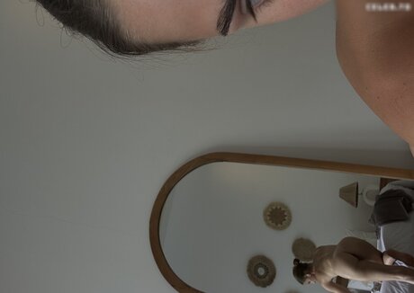 フィットネスコーチオンリーファンズ ホット裸 写真