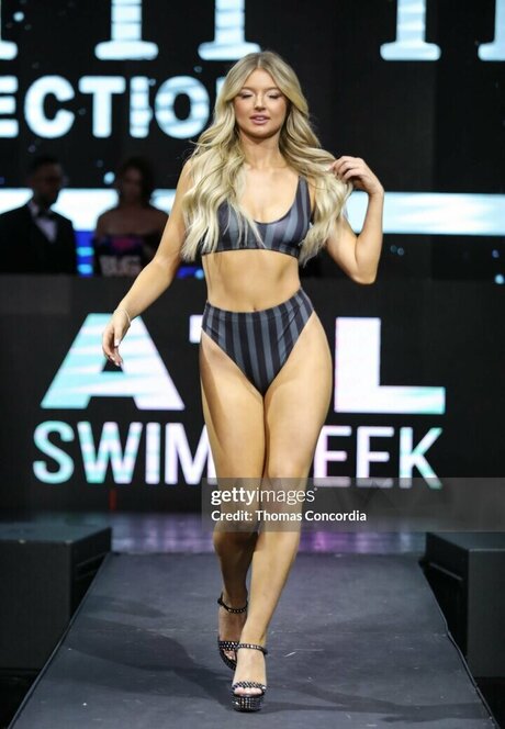 アナルを食べるオンリーファンズ 無料アダルト 写真