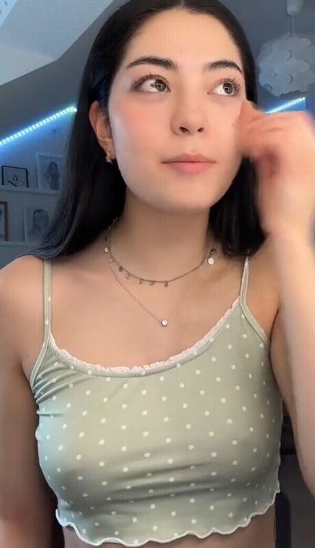 フィットネスプッシーオンリーファンズ 無料ヌード 画像