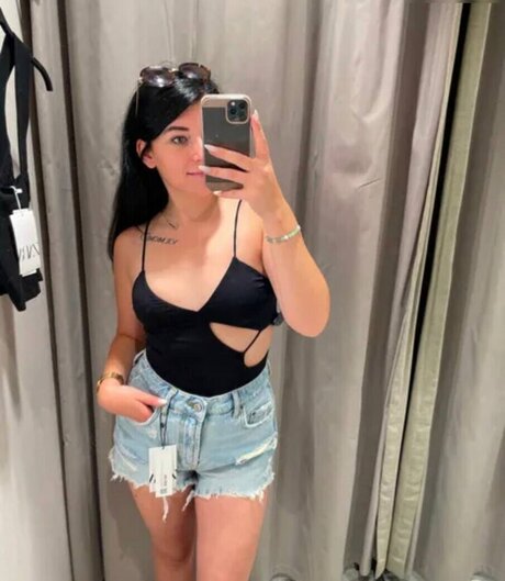 Luanas Secret ポルノスター エロティック 写真