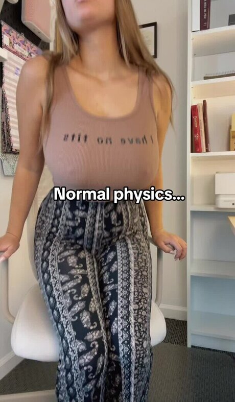 Brontenadine ポルノスター 写真