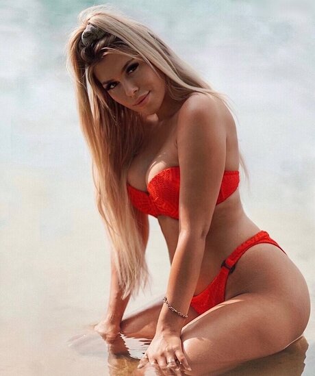 Nathalie Bleicher Woth 裸のモデル 写真