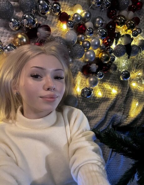 毛深いアジア人オンリーファンズ 美しいポルノ 画像