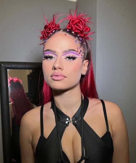 モンスターコックオンリーファンズ ポルノ 写真