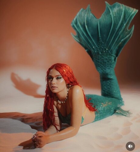 Badm mzjay スター ヌード ギャラリー