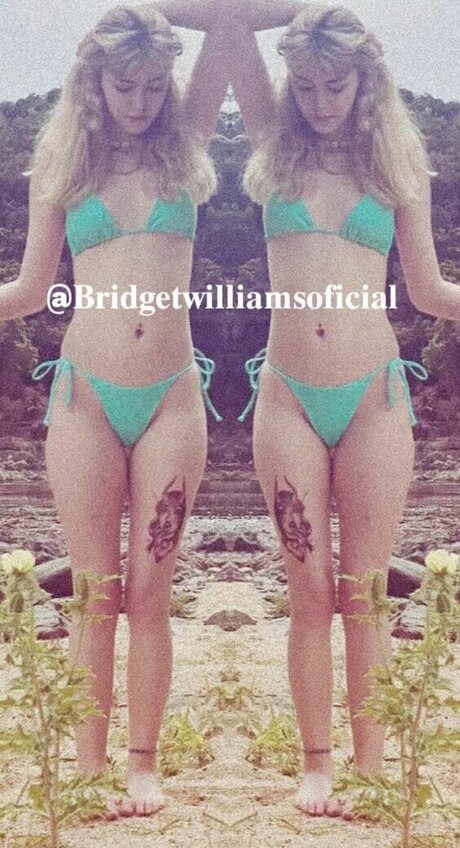 40歳のオンリーファンズ 美しいヌード 写真